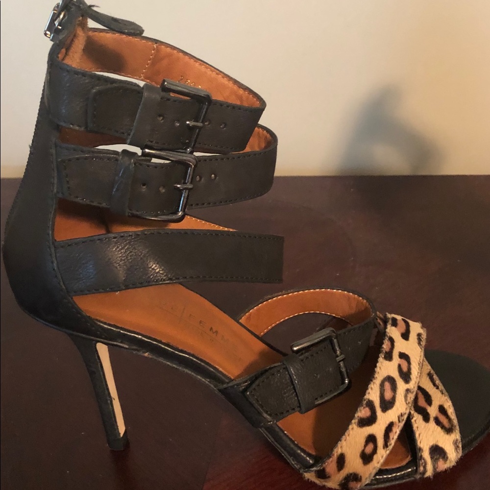 Vero Cuoio leather heels, size 7, New